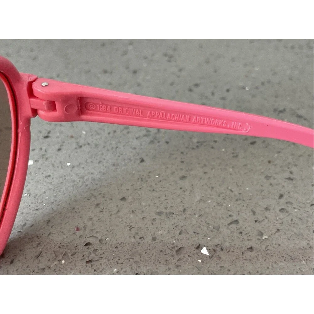 Vintage CPK Cabbage Patch Kids Children's Heart Sunglasses 1984 Pink